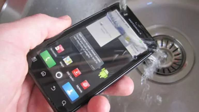 手機(jī)防水防塵 m.jpg